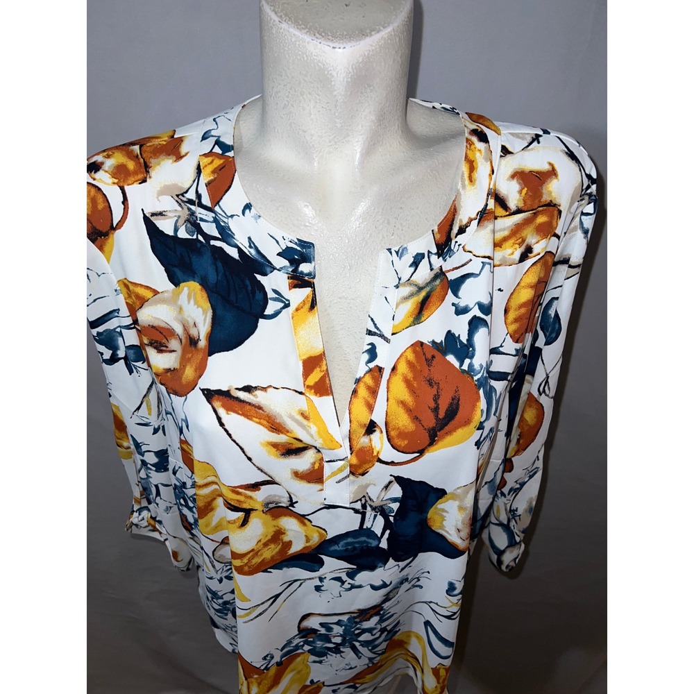 Chicos Womens Size 3 XLarge Floral Split Neck 3/4 Sleeve Blouse White Gold Navy - Picture 2 of 9